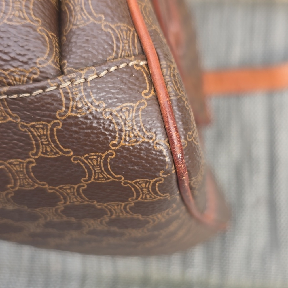 * GUC * Vintage Celine * - Picture 6 of 17
